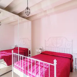 Dorsoduro Apartment Venice